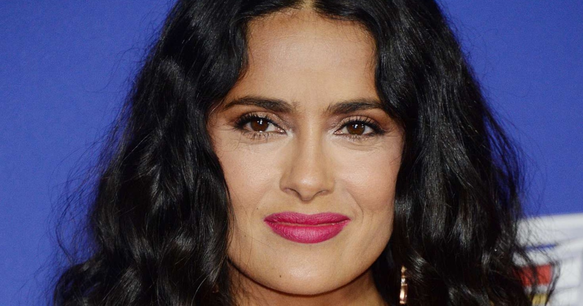 “Doesn’t Look Like Her Beautiful Star Mom At All”: Salma Hayek Showed a Rare Photo With Her Only Daughter!